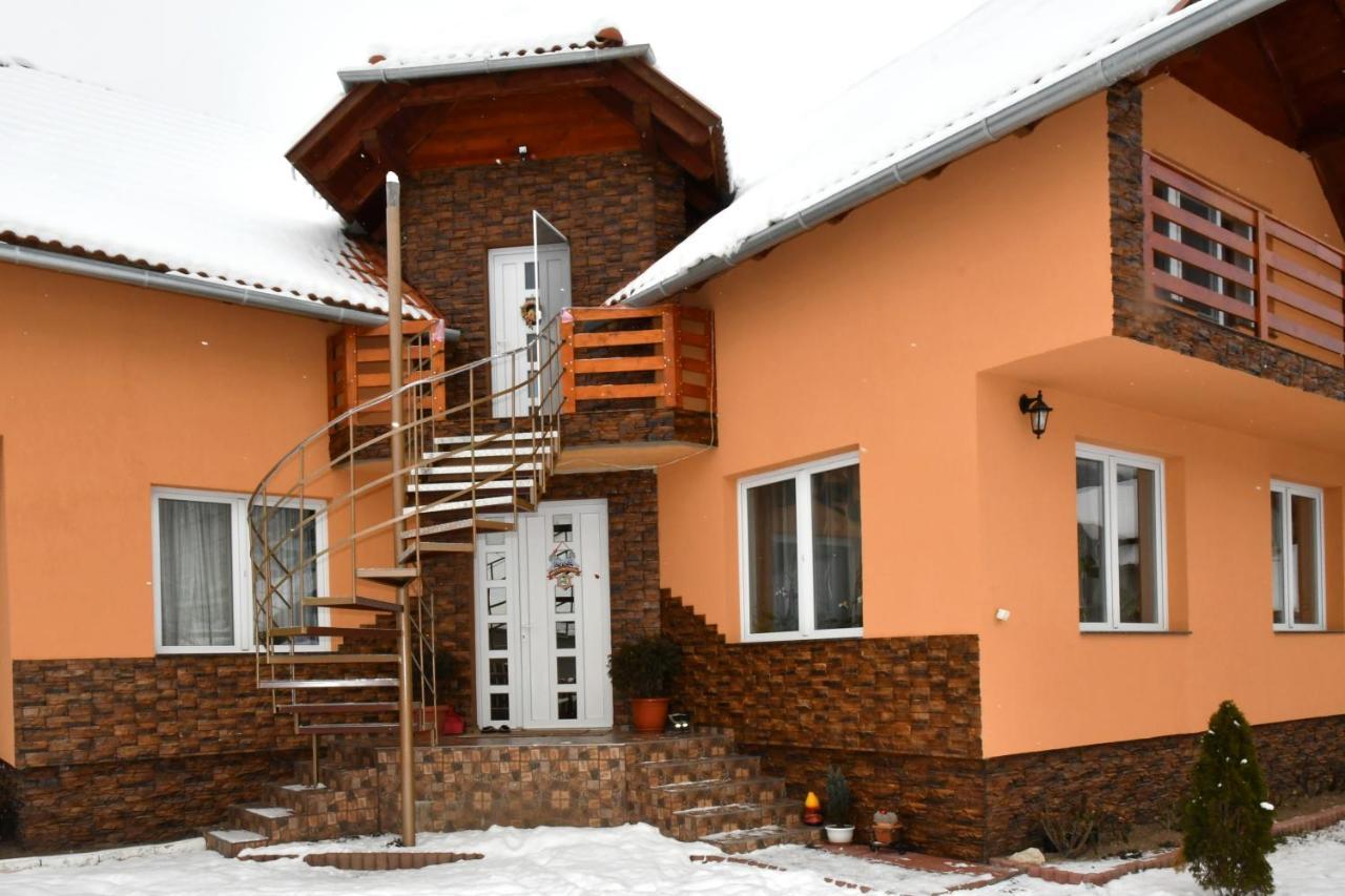 Casa De Oaspeti Cristian Praid Eksteriør bilde