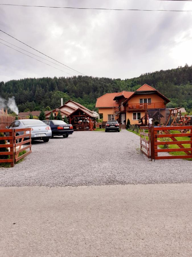 Casa De Oaspeti Cristian Praid Rom bilde